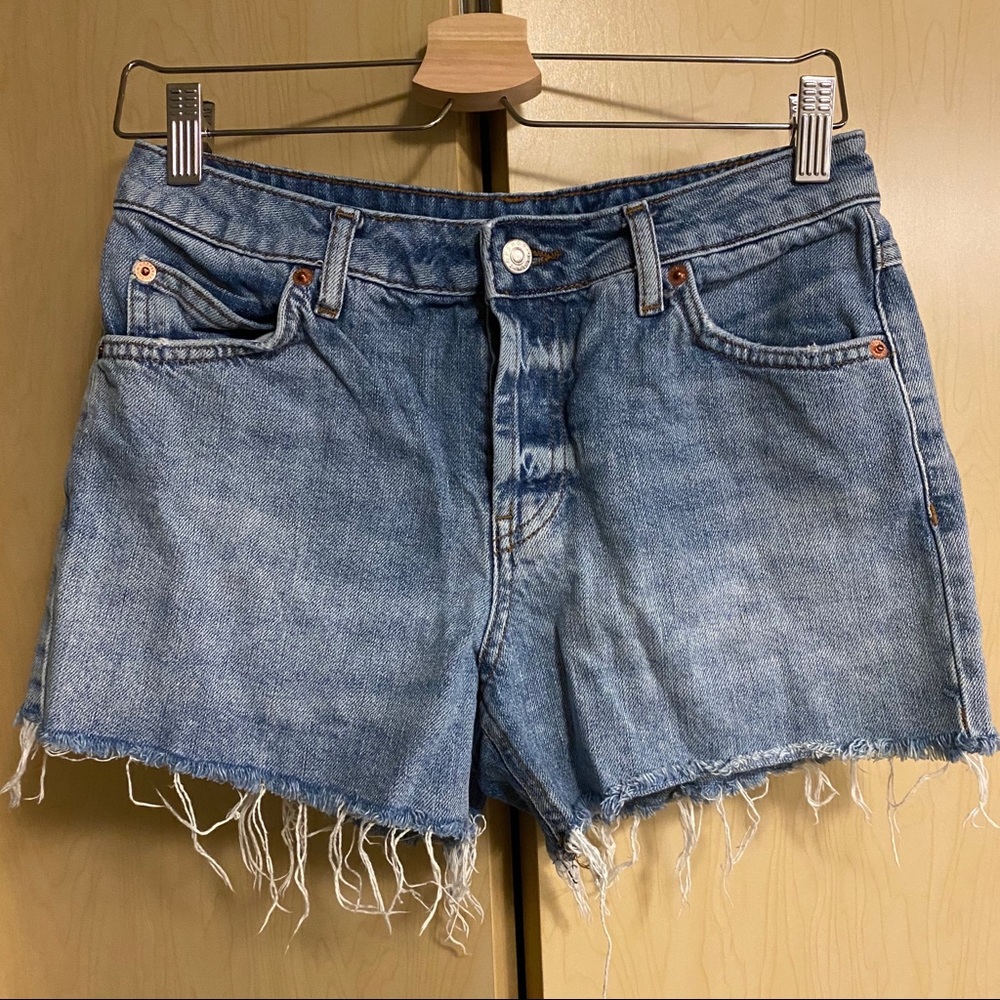 Topshop Midstone Denim Mom shorts